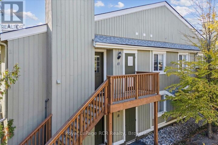 Property Photo:  15 Dawson Drive 17  ON L9Y 5B4 