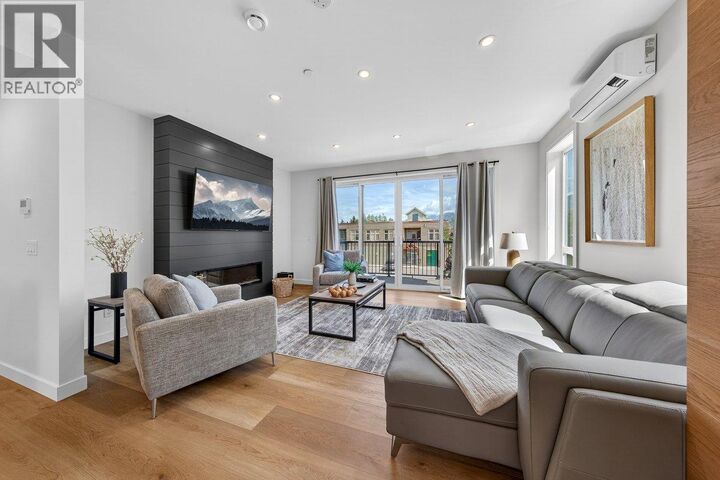 Property Photo: 510 14th Street 405 BC V0A 1K0