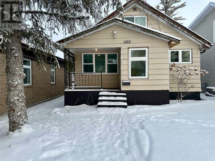 Property Photo:  1102 Scott St  ON P9A 1J6 