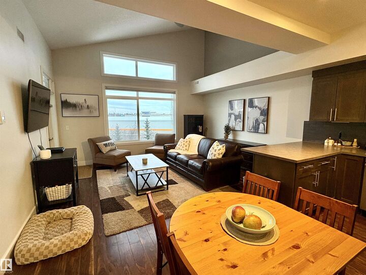 Property Photo:  279 Wye Road 302  AB T8B 0A7 