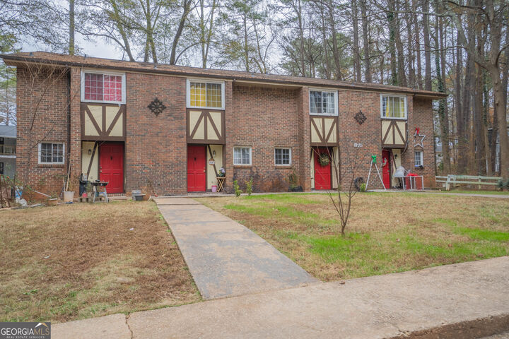 Property Photo:  1175 Forest Vale Drive  GA 30093 