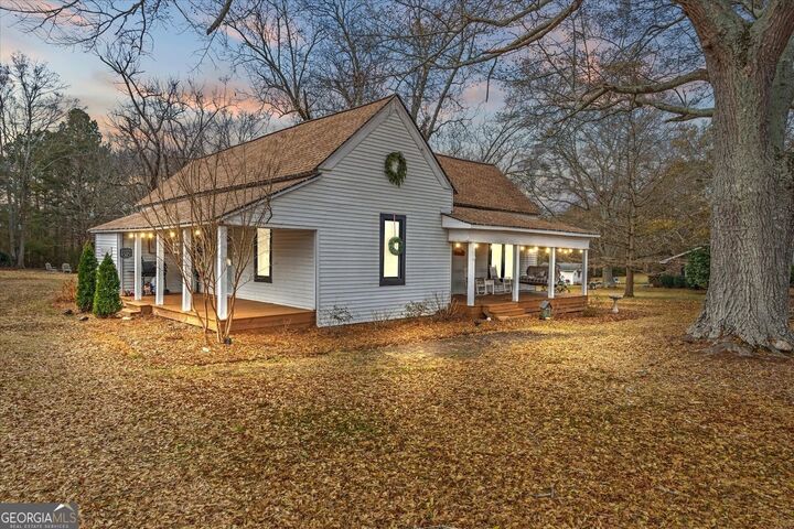 Property Photo: 184 Garrett Circle GA 30117