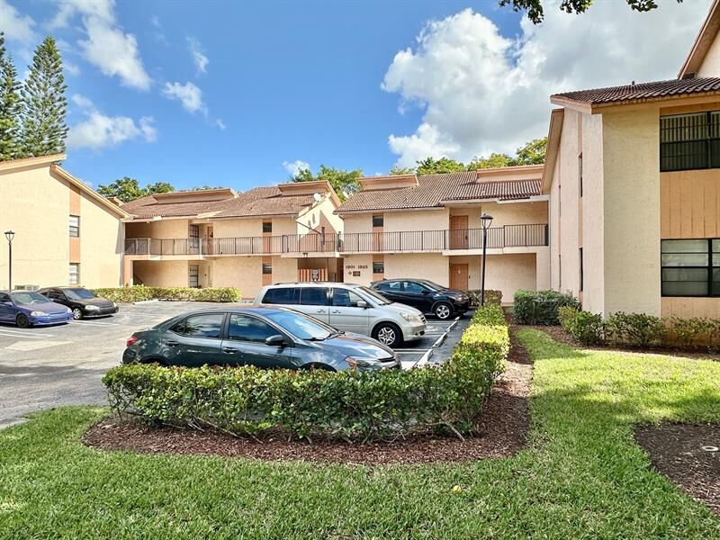 Property Photo:  1917 NW 94th Av 204A  FL 33071 