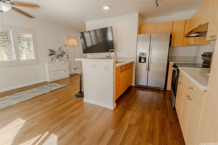 Property Photo: 91-1042 Manaolana Street 16B HI 96706