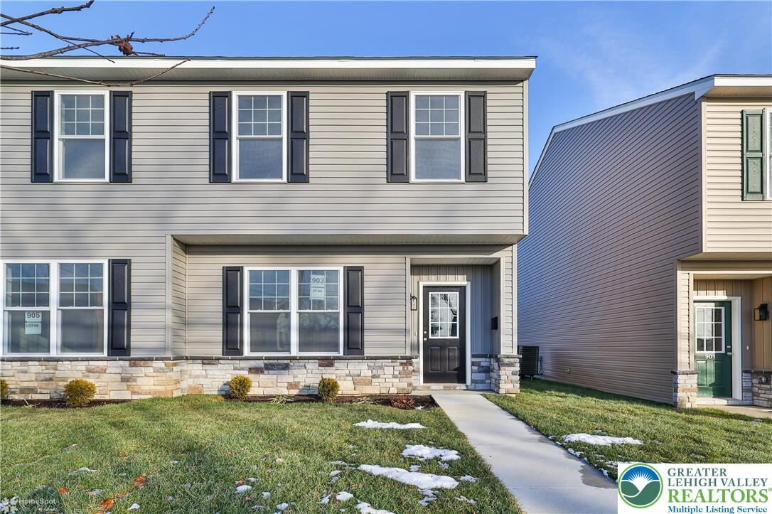 Property Photo: 903 N Graham Street PA 18109