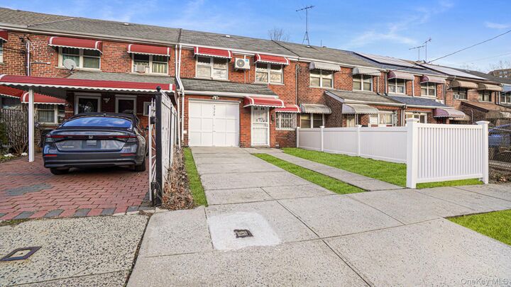 Property Photo:  3920 Ely Avenue  NY 10466 