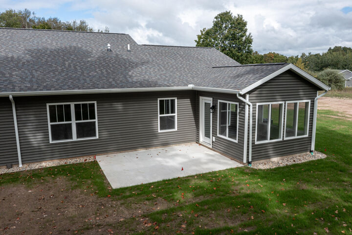Property Photo:  110 Creek Drive  MI 49420 