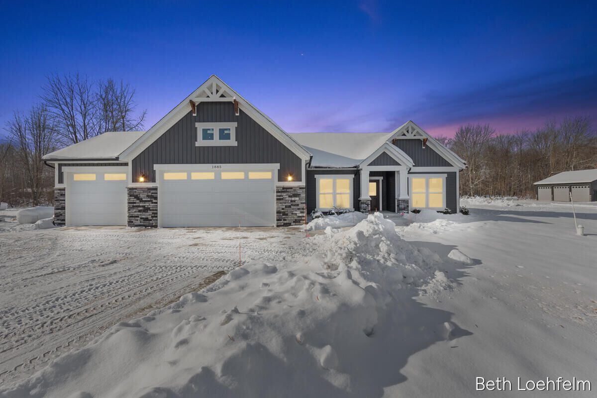 Property Photo:  1885 Shaw Road  MI 49303 