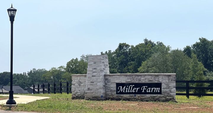 Property Photo:  90 Miller Farm  TN 37043 