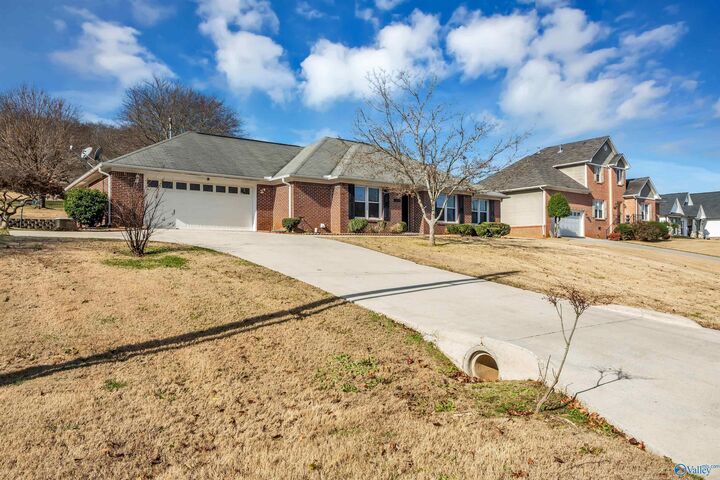 Property Photo: 212 Warfe Court AL 35810