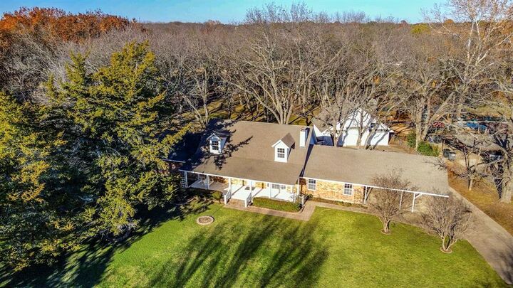 Property Photo: 309 Willow Creek Lane TX 75154