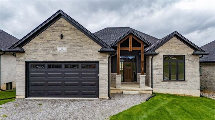 Property Photo: 34 Andrew Avenue ON N3Y 4Y8