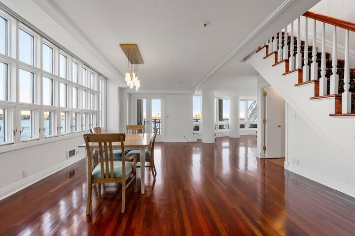 Property Photo:  20 Rowes Wharf Th7  MA 02110 