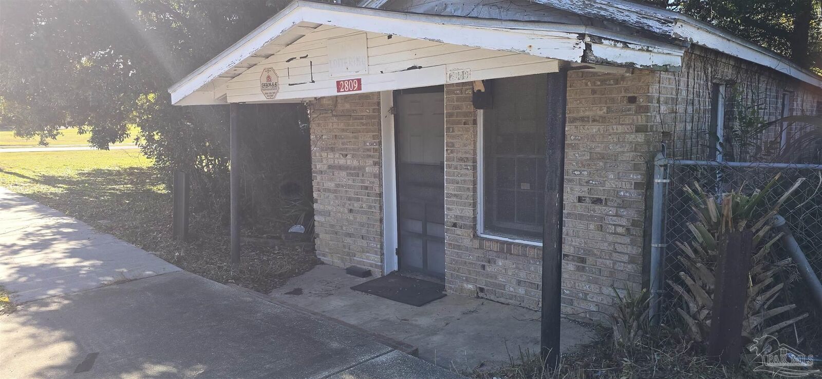 Property Photo:  2809 N Haynes St  FL 32503 