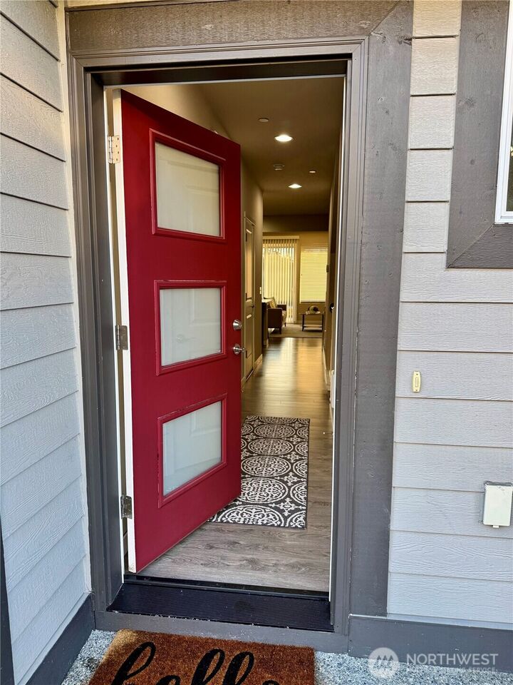 Property Photo:  7921  20th Avenue SE  WA 98203 