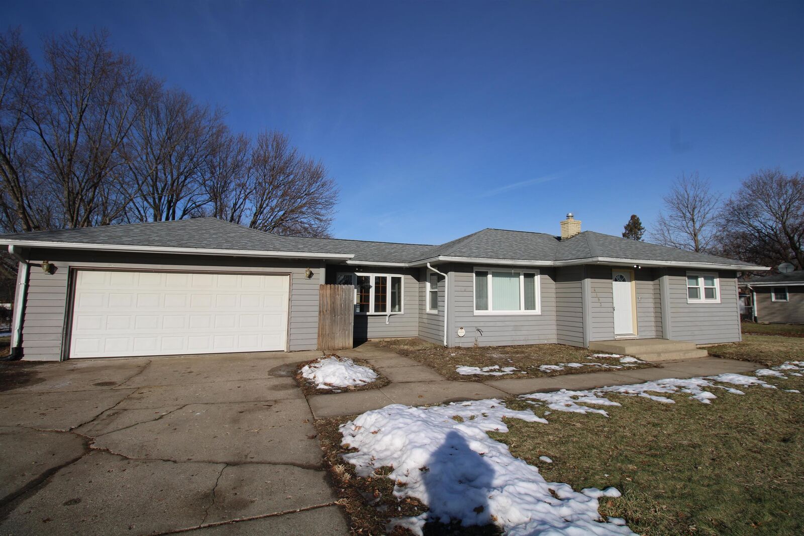 Property Photo:  4193 Ardmore Avenue  IL 61102 