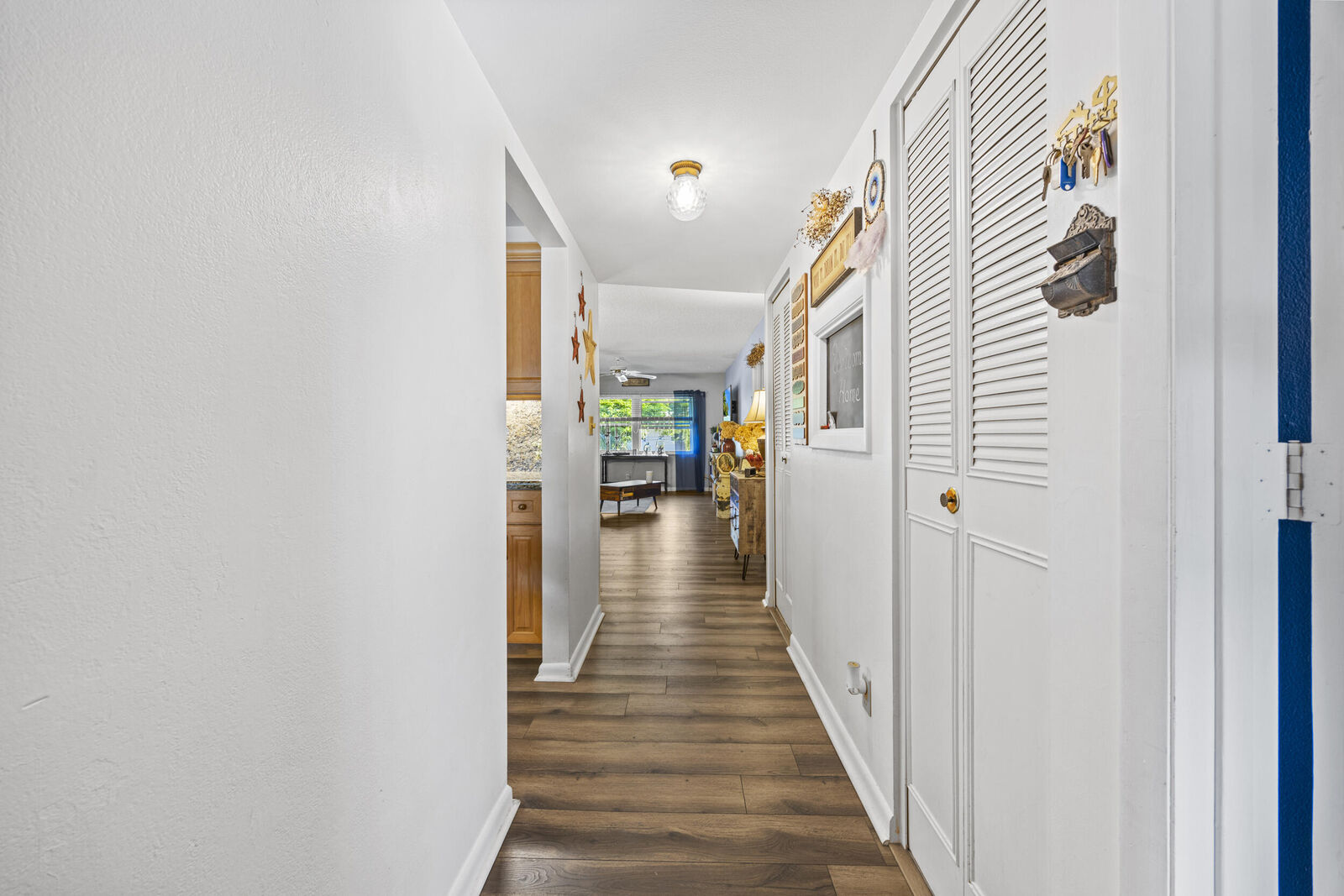 Property Photo:  860 SE 6th Avenue 409  FL 33441 