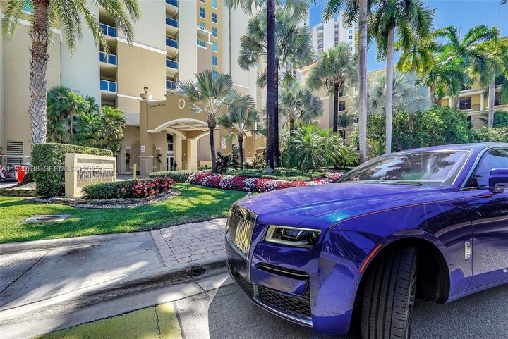 Property Photo:  3340 NE 190th St 1101  FL 33180 