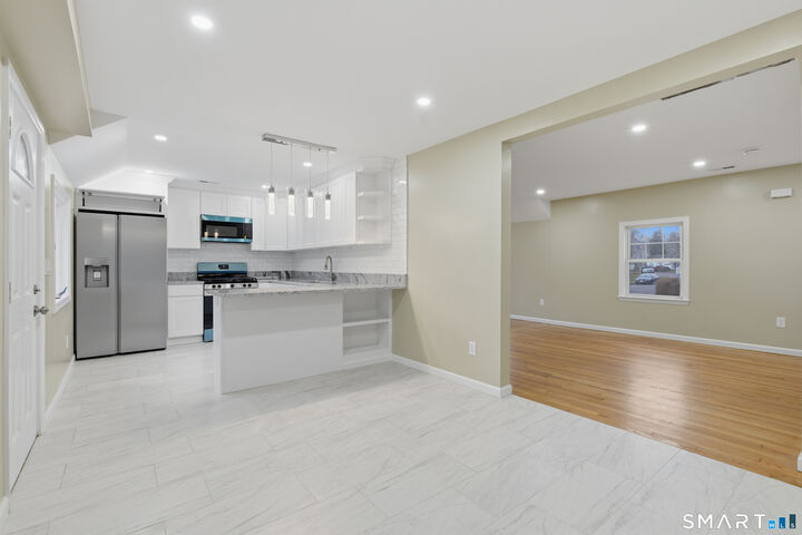 Property Photo:  26 Crescent Drive  CT 06810 