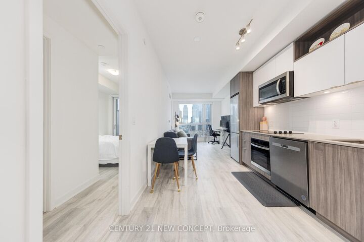 Property Photo: 135 Lower Sherbourne Street 2028 ON M5A 1Y4