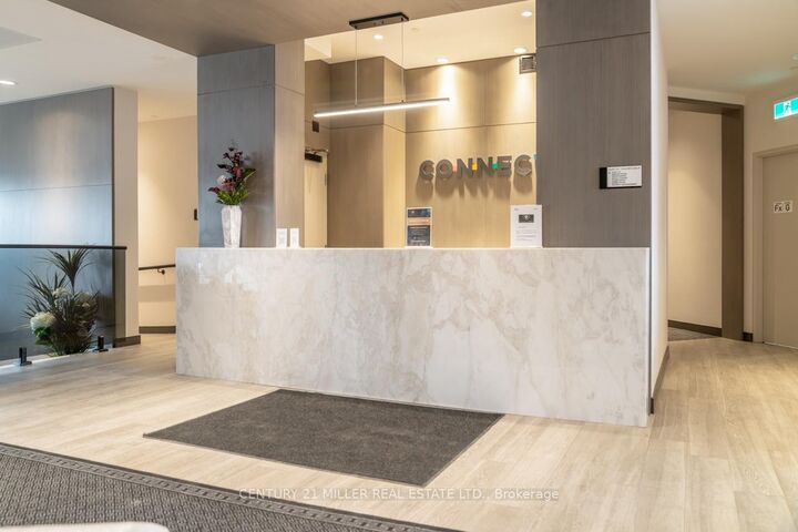 Property Photo:  8020 Derry Road 501  ON L9T 9N7 