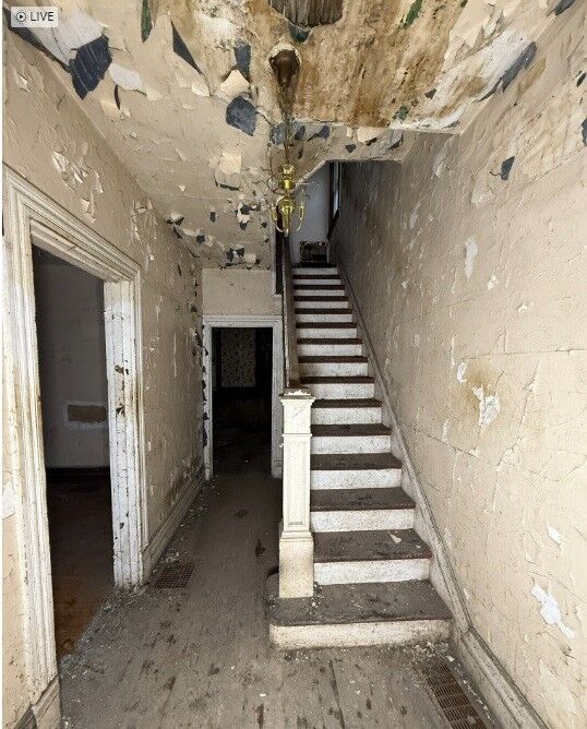 Property Photo:  1308 Jawett St  PA 15212 