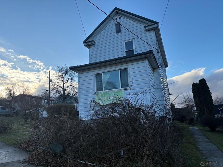 Property Photo:  505 Mountain Avenue  PA 15946 