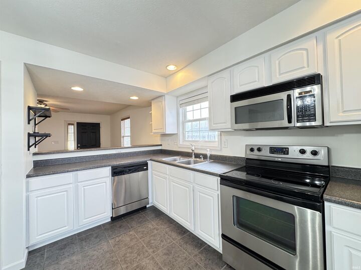 Property Photo:  2610 S Addisyn Lane  IN 47408 