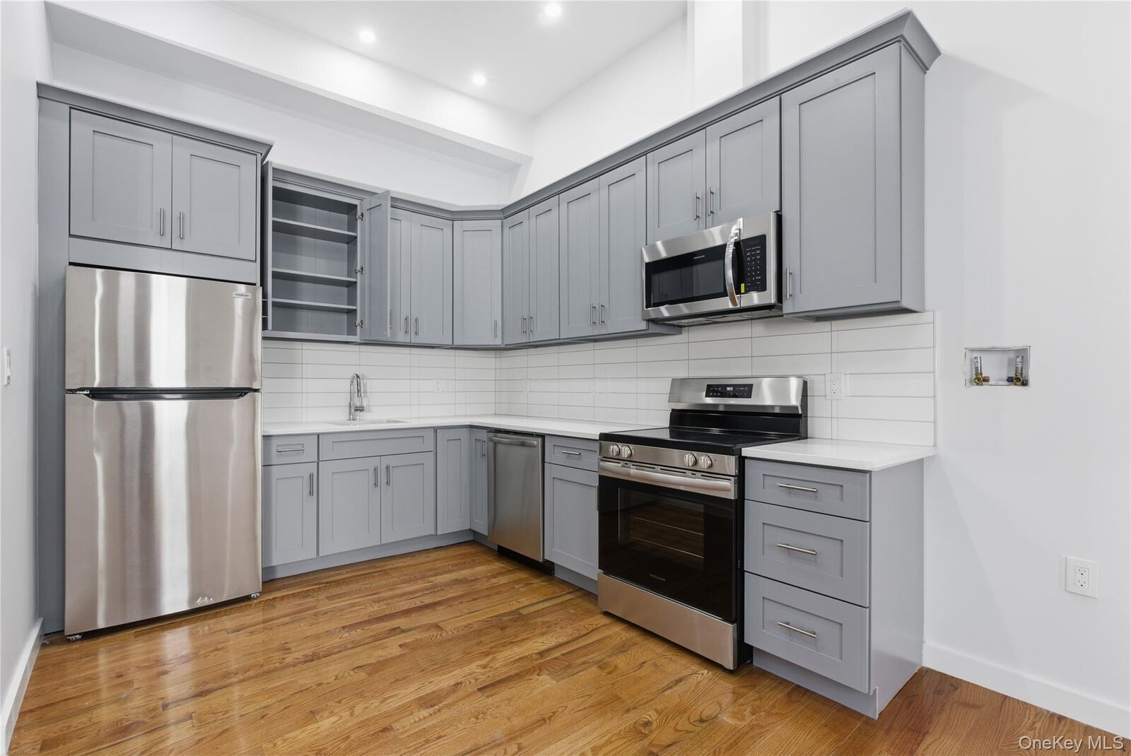 Property Photo:  99 Main Street 1B  NY 10509 