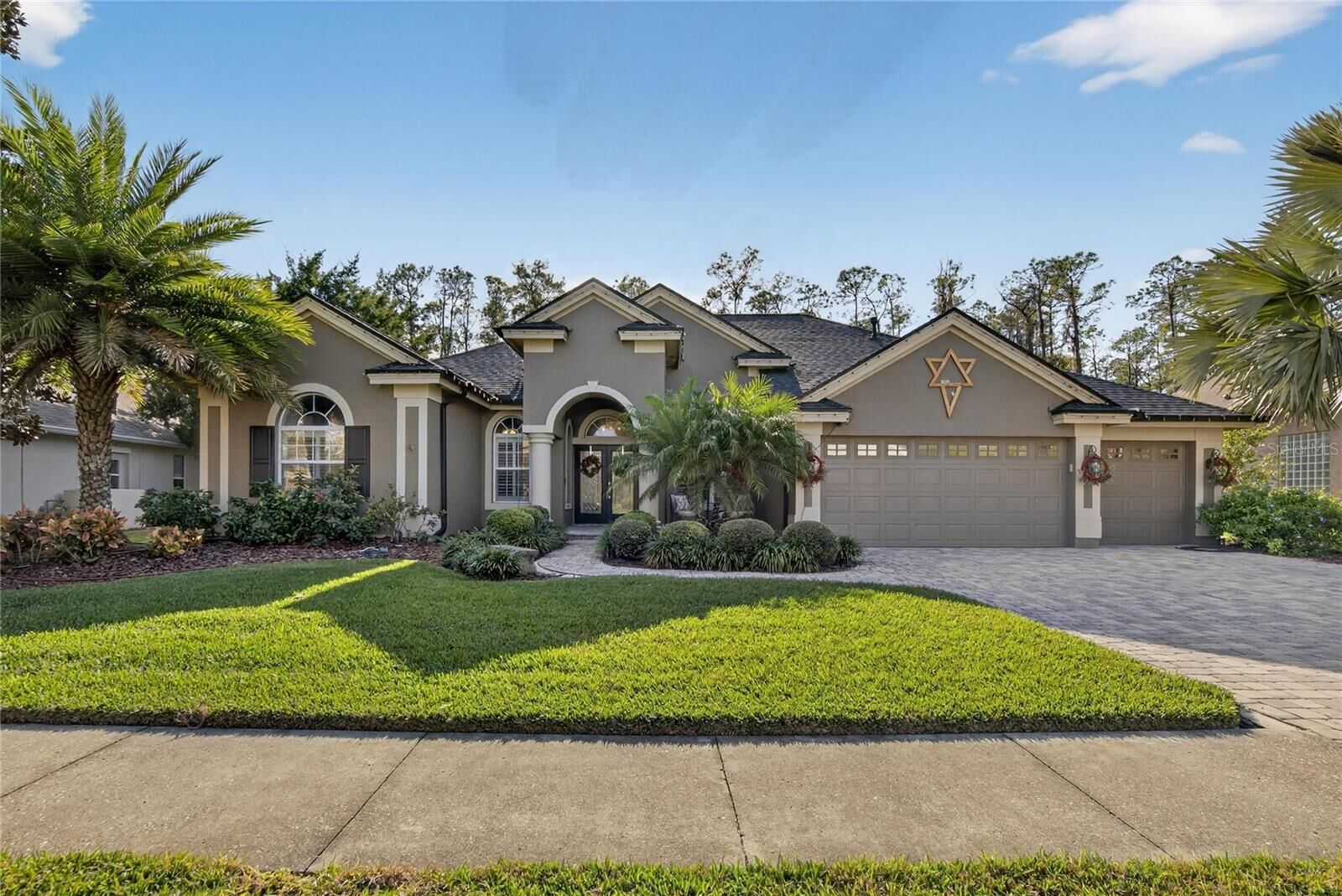 Property Photo:  27736 Pine Point Drive  FL 33544 