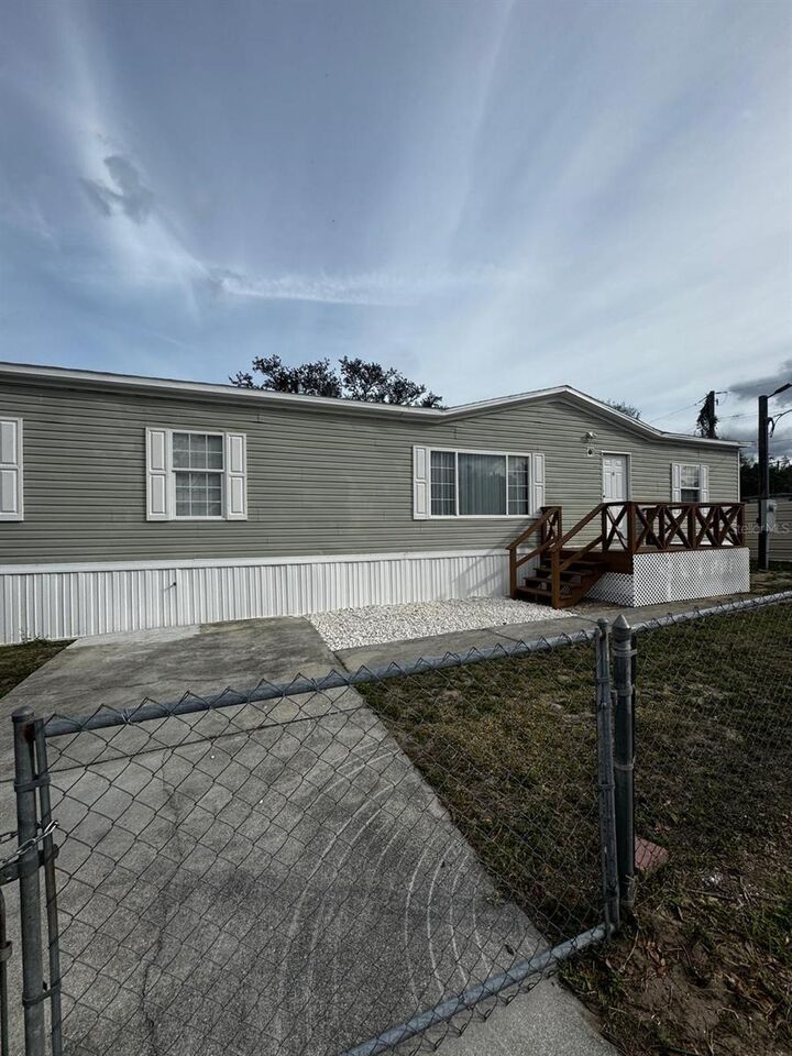 Property Photo:  2451 Stanton  FL 33823 