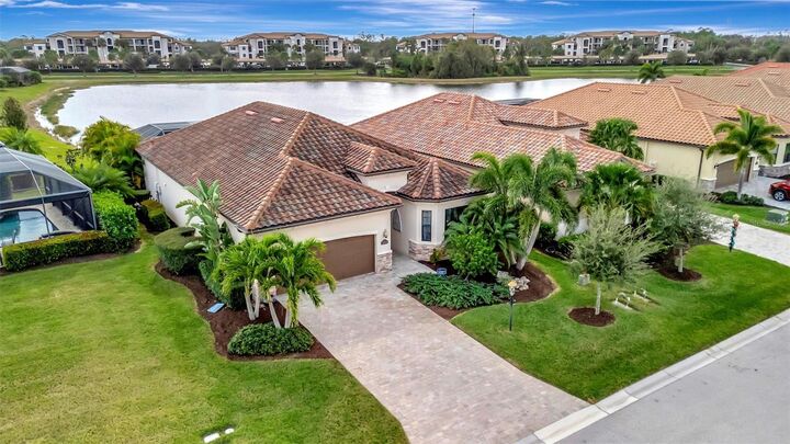 Property Photo:  16816 Bwana Place  FL 34211 