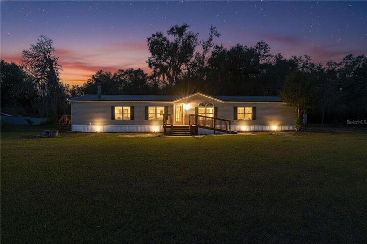 Property Photo:  4912 Miley Road  FL 33565 