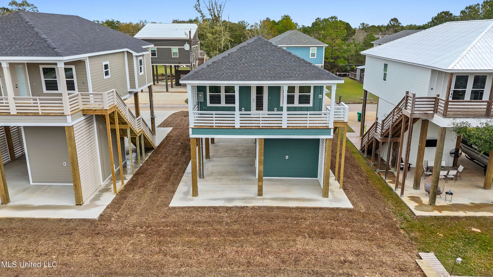 Property Photo:  4067 Blue Jay Street  MS 39520 