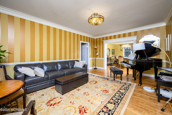 Property Photo:  10 Austen Court  NJ 07746 