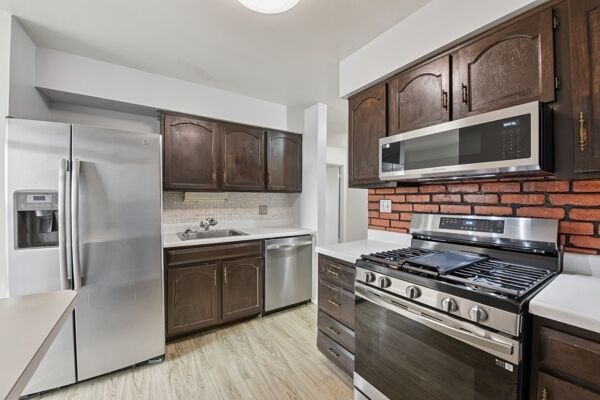 Property Photo:  1880 Bonnie Lane 416  IL 60169 