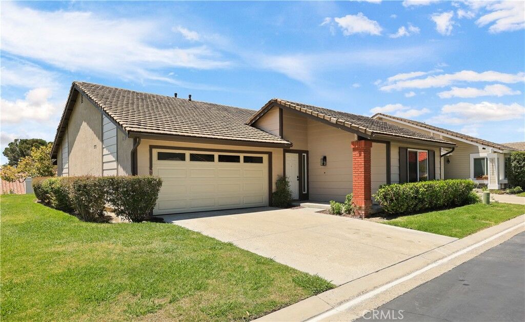 Property Photo:  28401 Alava  CA 92692 