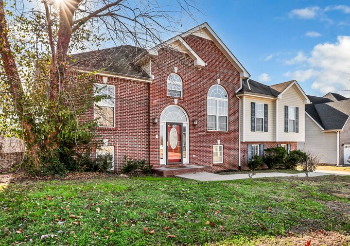 Property Photo: 514 Winding Bluff Way TN 37040