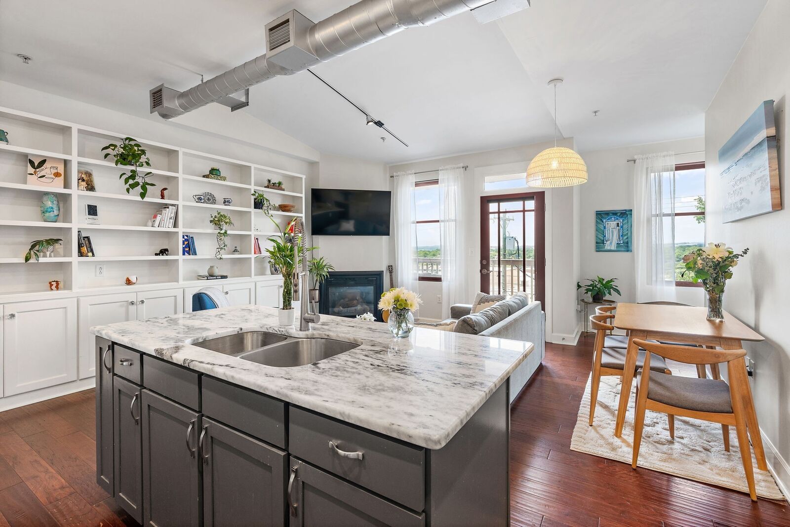 Property Photo:  800 Woodland St 301  TN 37206 