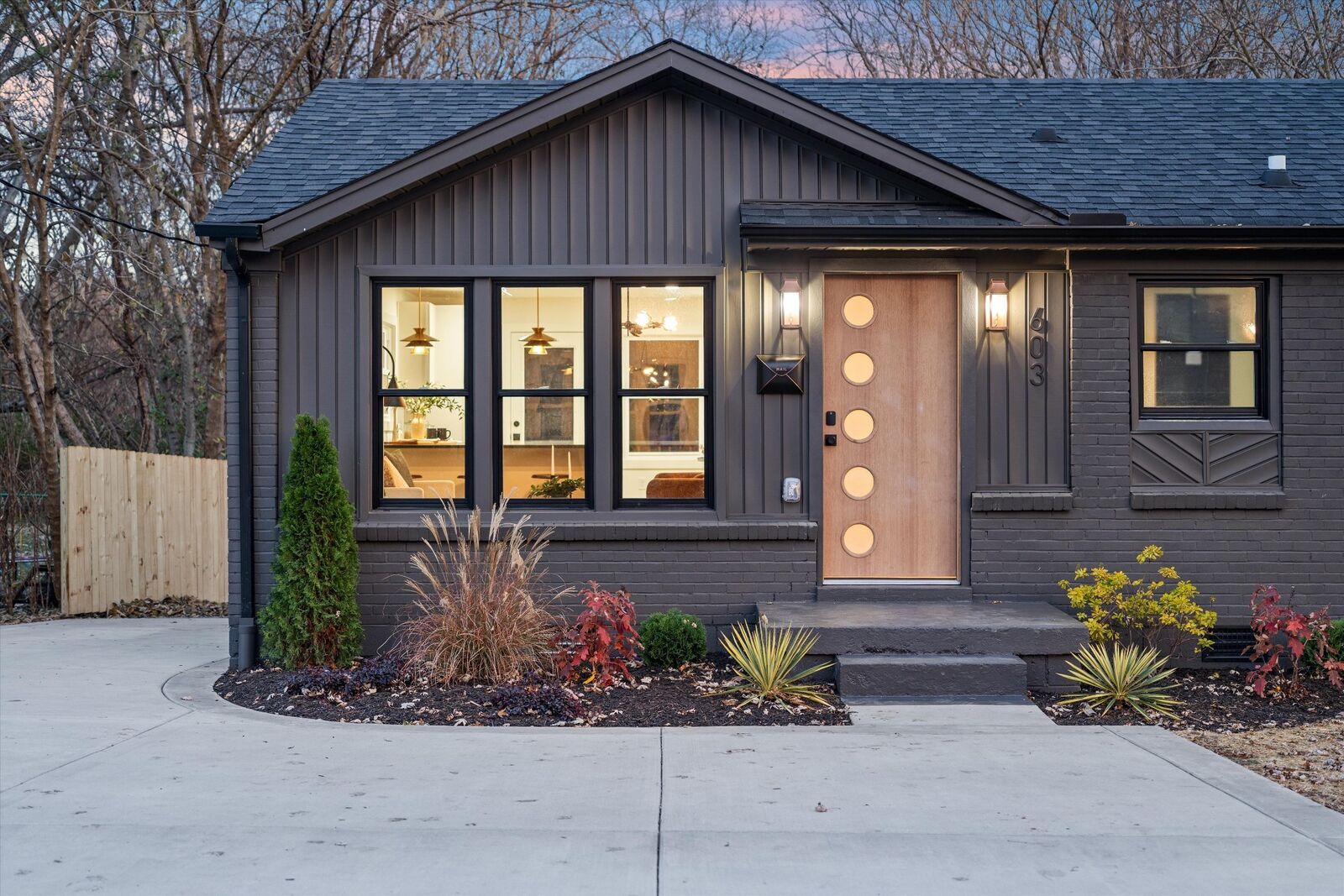 Property Photo:  603 N 5th St  TN 37207 