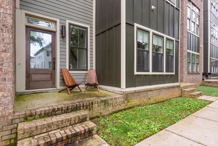 Property Photo:  1027 E Trinity Ln 6  TN 37216 