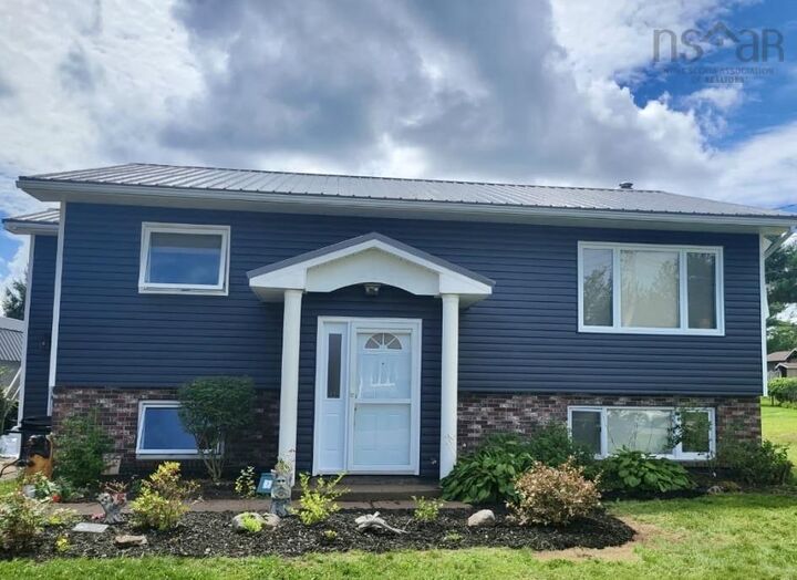 3 Fletcher Drive — photo 1