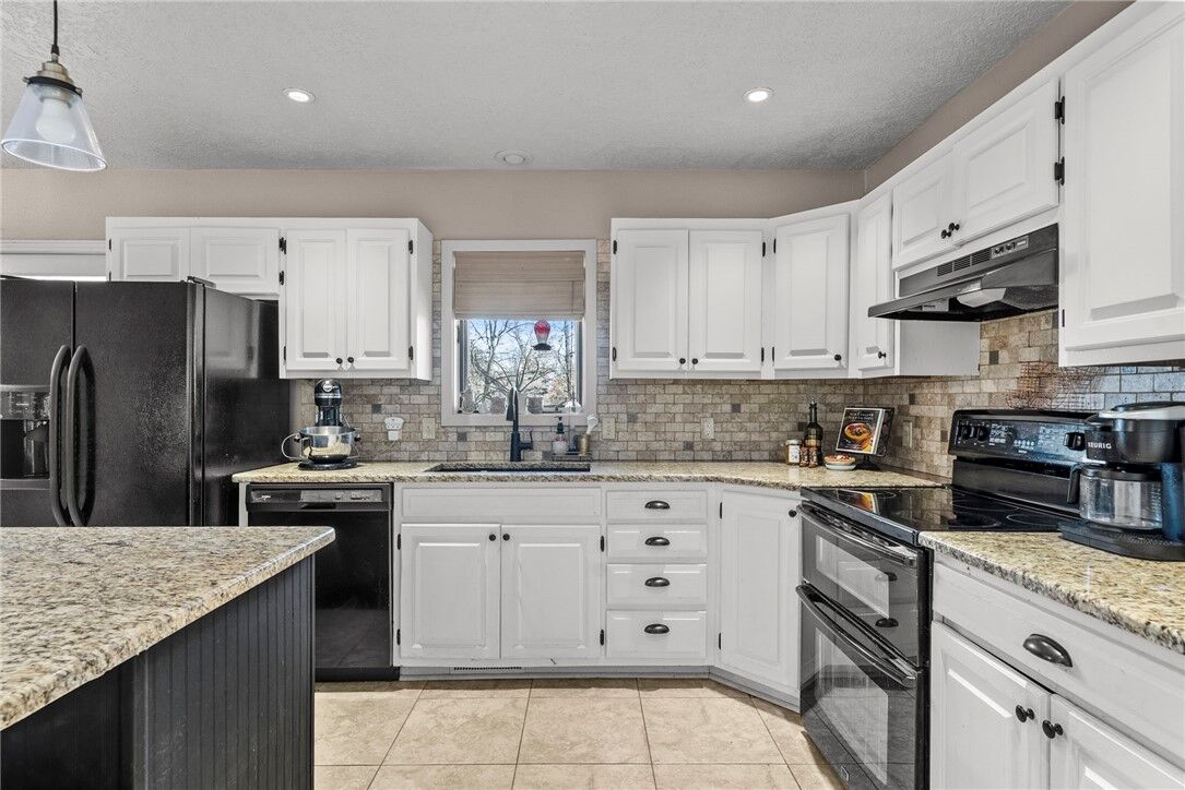 Property Photo:  3103 Red Fox Ridge  AR 72712 