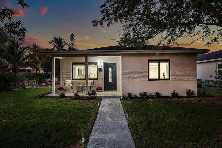 Property Photo: 447 36th Street FL 33407