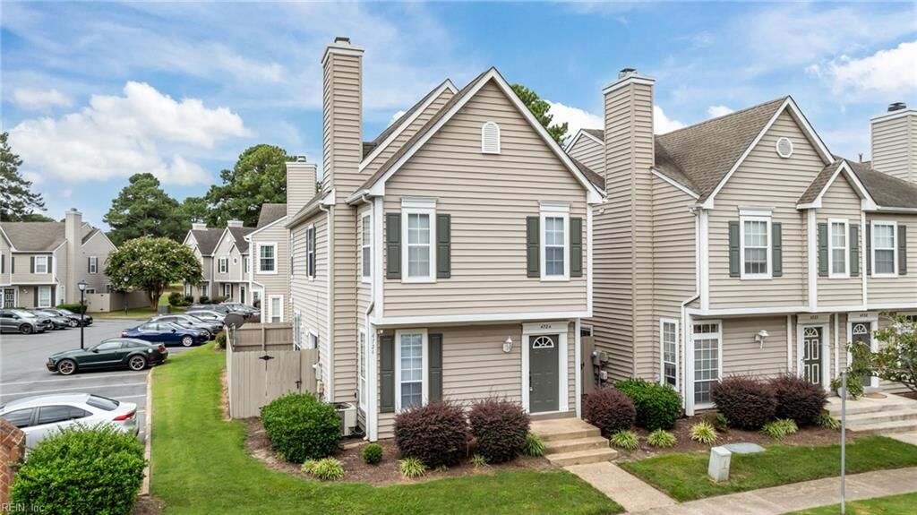 Property Photo:  4724 Kempsville Greens Pw  VA 23462 