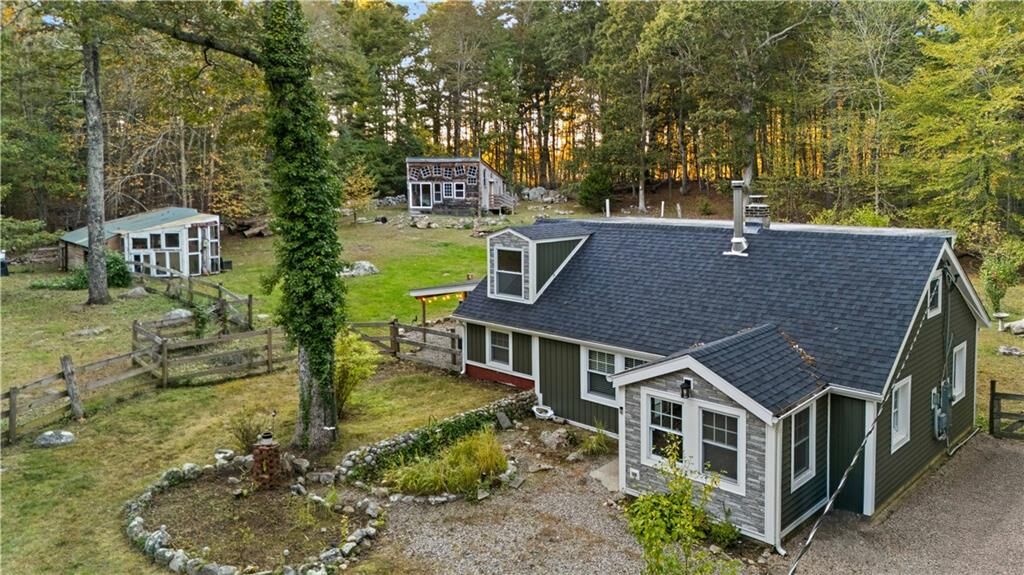 Property Photo:  95 Breakheart Hill Road  RI 02817 