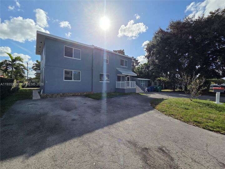 Property Photo:  6240 SW 21st St (Downstairs) 6240  FL 33155 