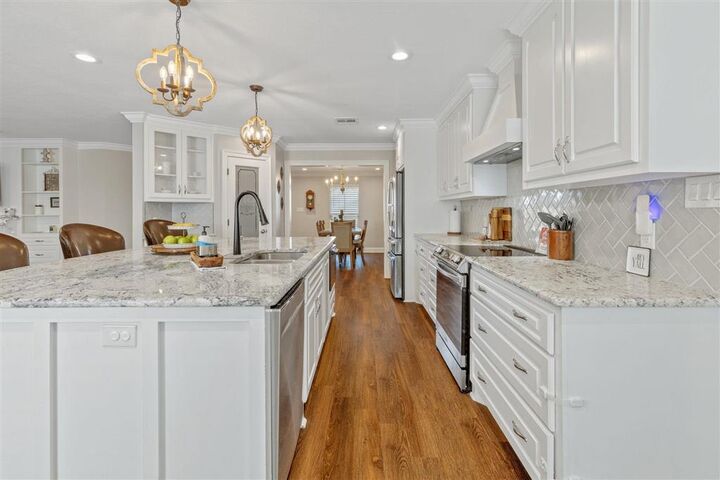 Property Photo: 7375 McCown Road LA 70647