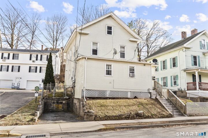 Property Photo: 80 Willow Street CT 06450