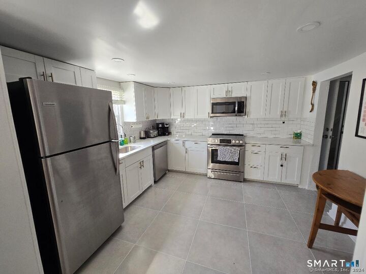 Property Photo: 102 Thomas Street #1 CT 06516